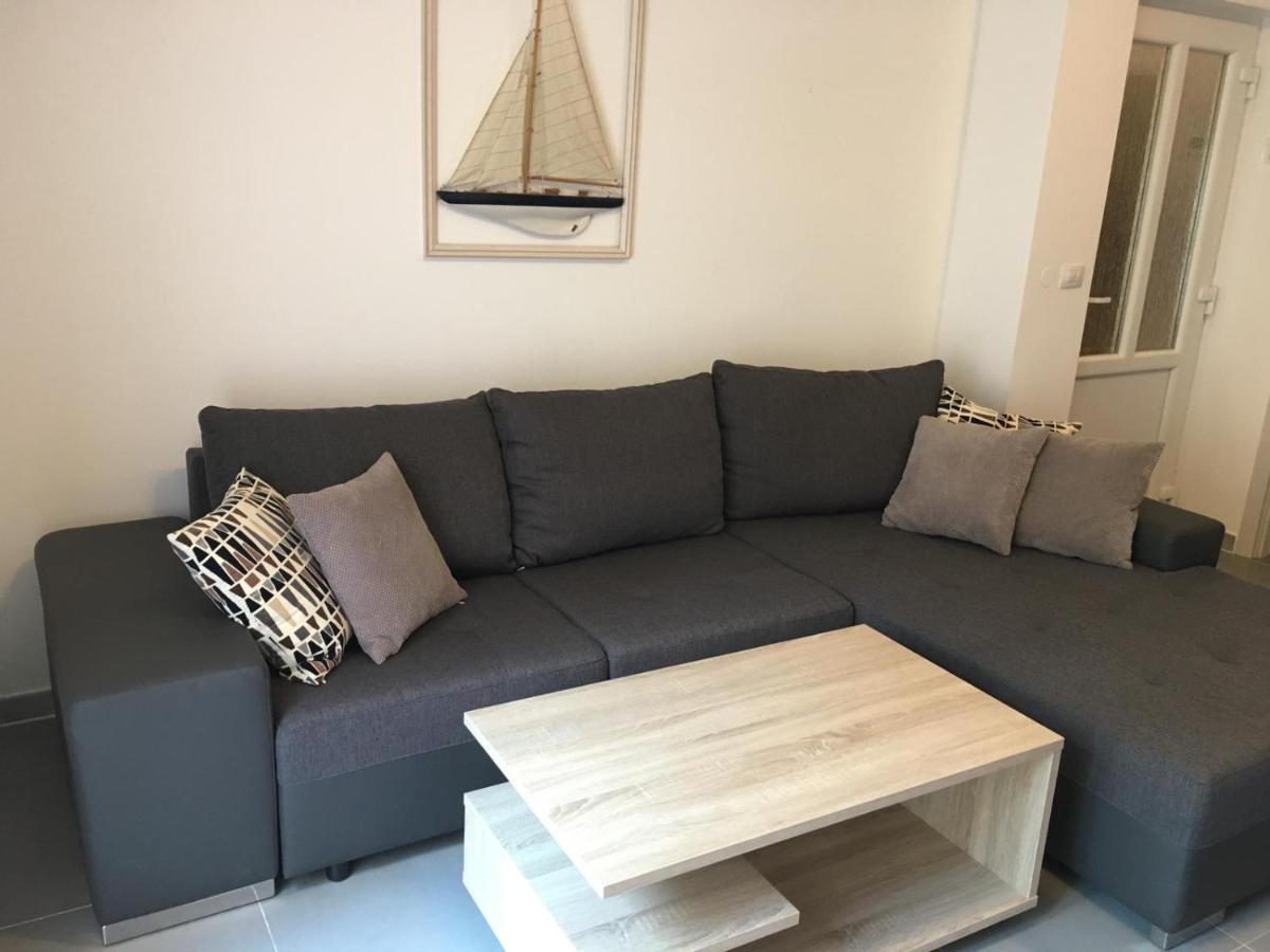 Apartment To Rent Пула Екстер'єр фото